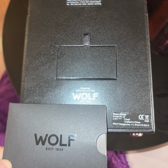WOLF M1.8 Watch Winder-Black Leather- Glass cover - Picture 5 of 6